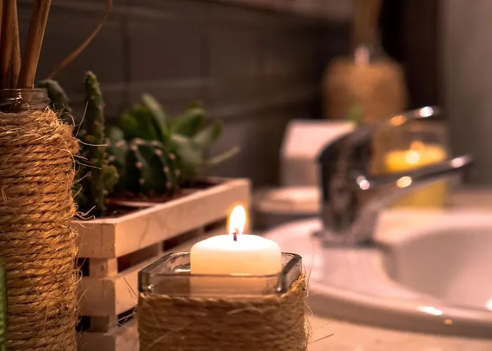 Ahoy Surf House Hostel Ferrel (Leiria)