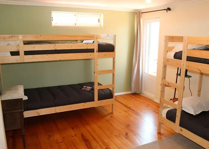 Ahoy Surf House * Ferrel (Leiria)