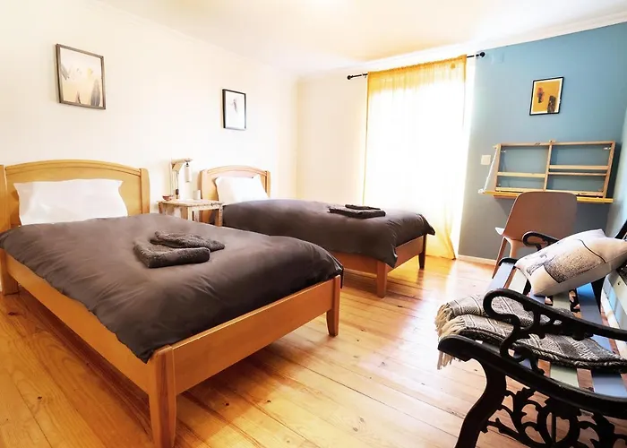 Ahoy Surf House Hostel Ferrel (Leiria)